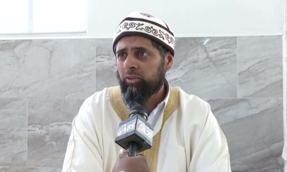 LOCAL MUSLIMS JOIN IN EID-AL-FITR CELEBRATIONS AT END OF RAMADAN