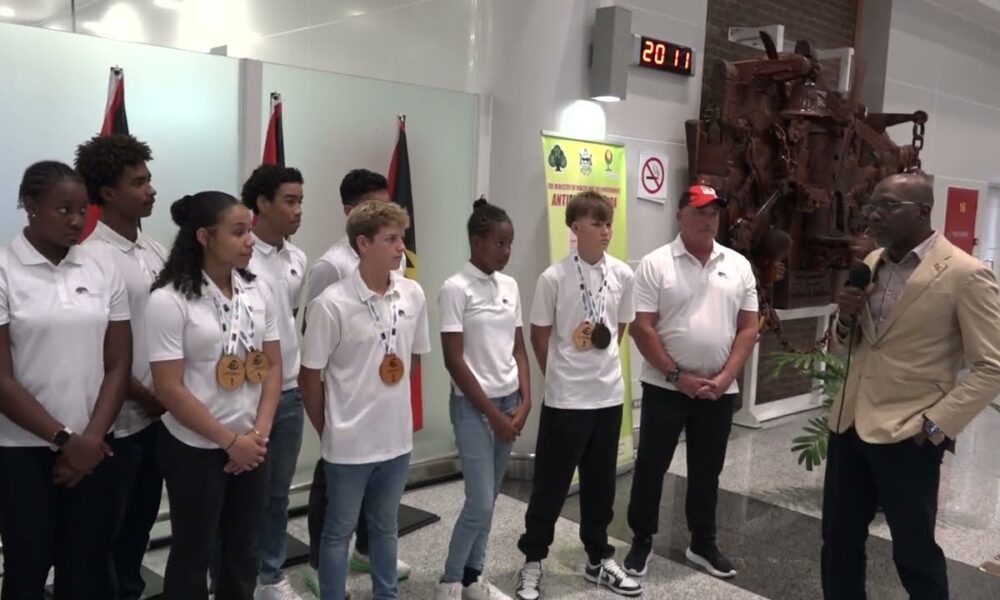 SPORTS MINISTER PRAISES YOUNG SWIMMERS FOR PERFORMANCE IN MARTINIQUE